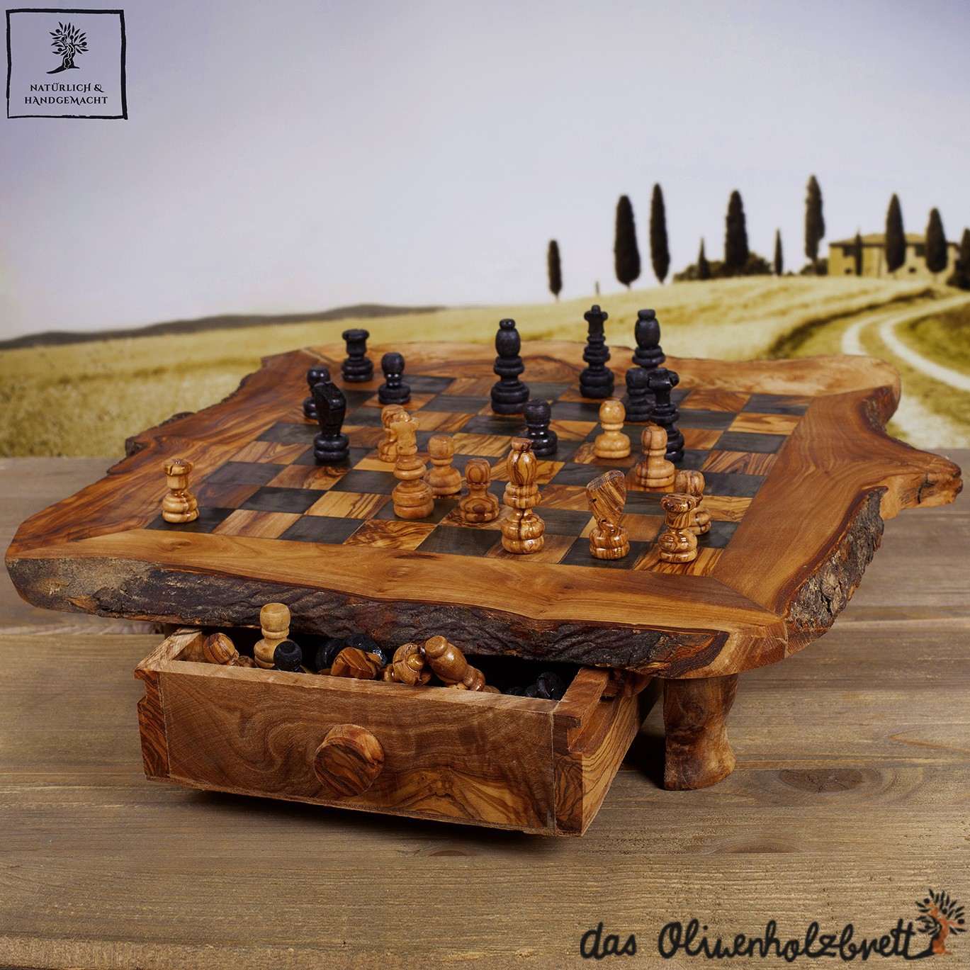 Jeu d'échecs fait main en bois d'olivier (échiquier plat) – French Man's  Cave : Beaux objets pour hommes